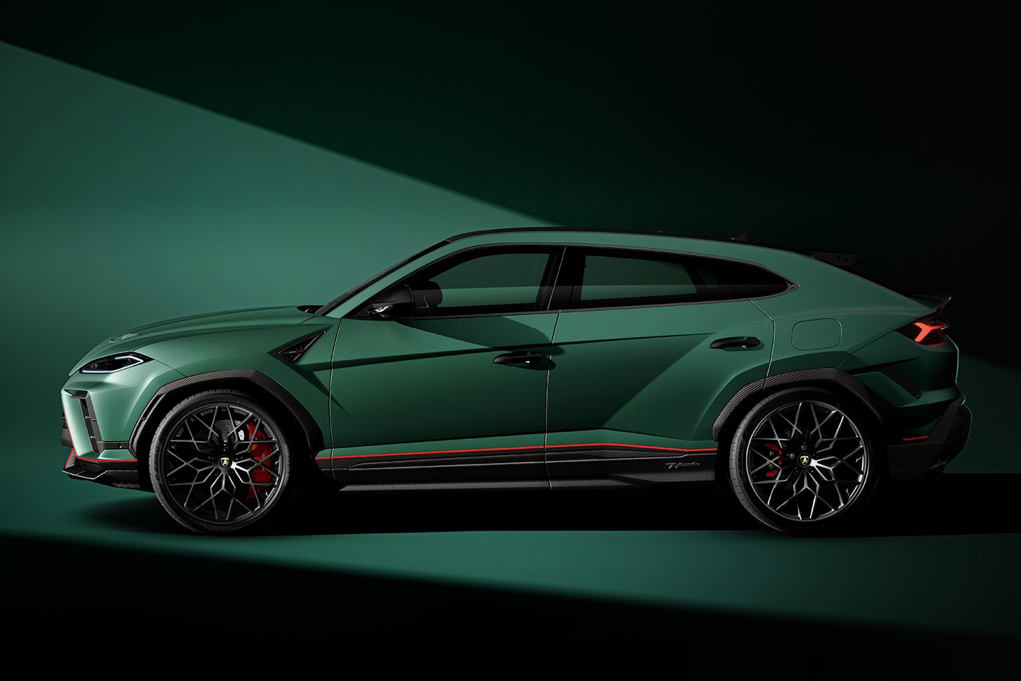 ランボルギーニ・ウルスSEペルフォルマンテ｜Lamborghini Urus SE Performante