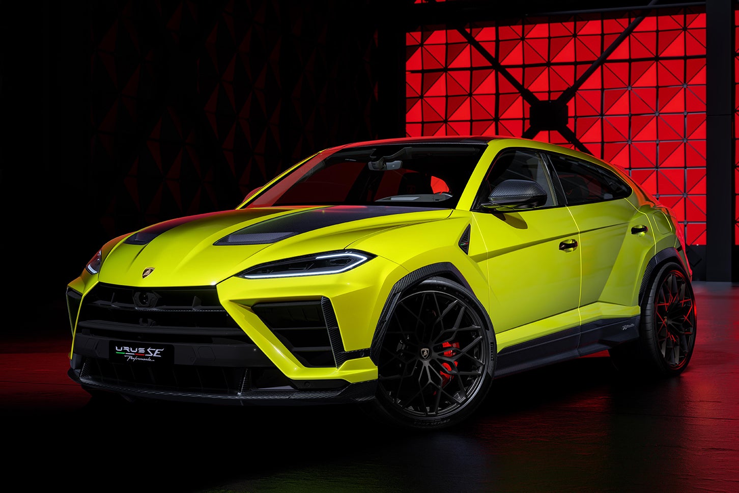 ランボルギーニ・ウルスSEペルフォルマンテ｜Lamborghini Urus SE Performante