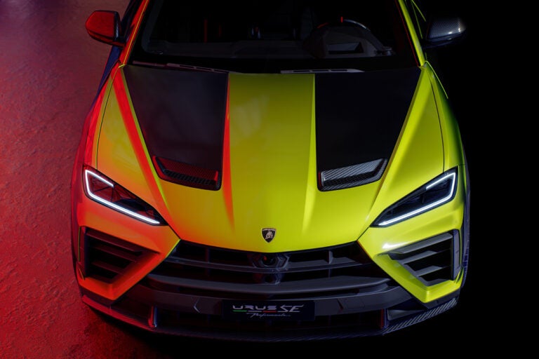 ランボルギーニ・ウルスSEペルフォルマンテ｜Lamborghini Urus SE Performante