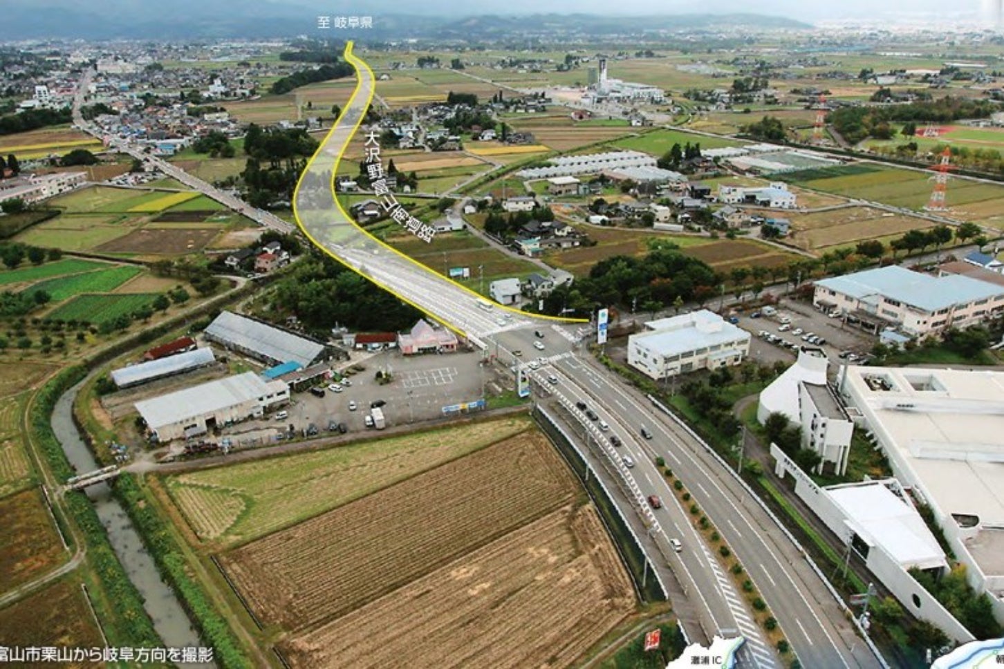 工事が進む「大沢野富山南道路」。高規格道路「富山高山連絡道路」の一部となる。