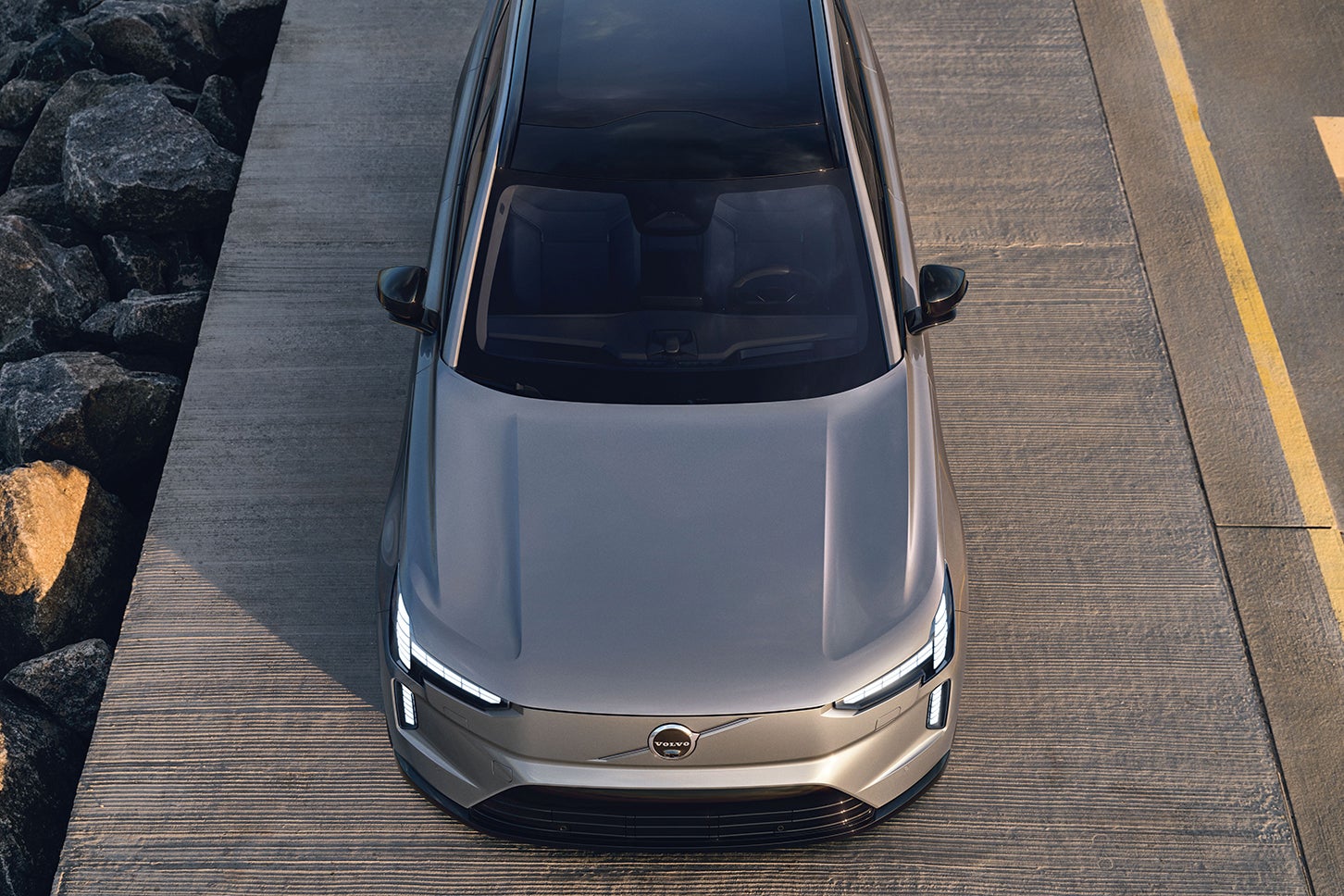 ボルボEX90｜Volvo EX90