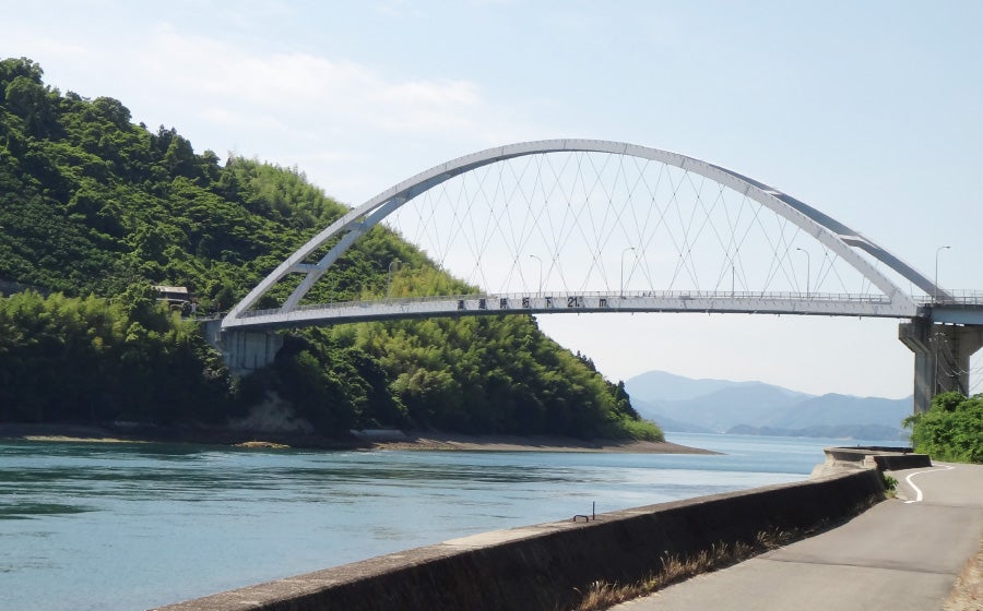 岡村大橋（中ノ島～岡村島）