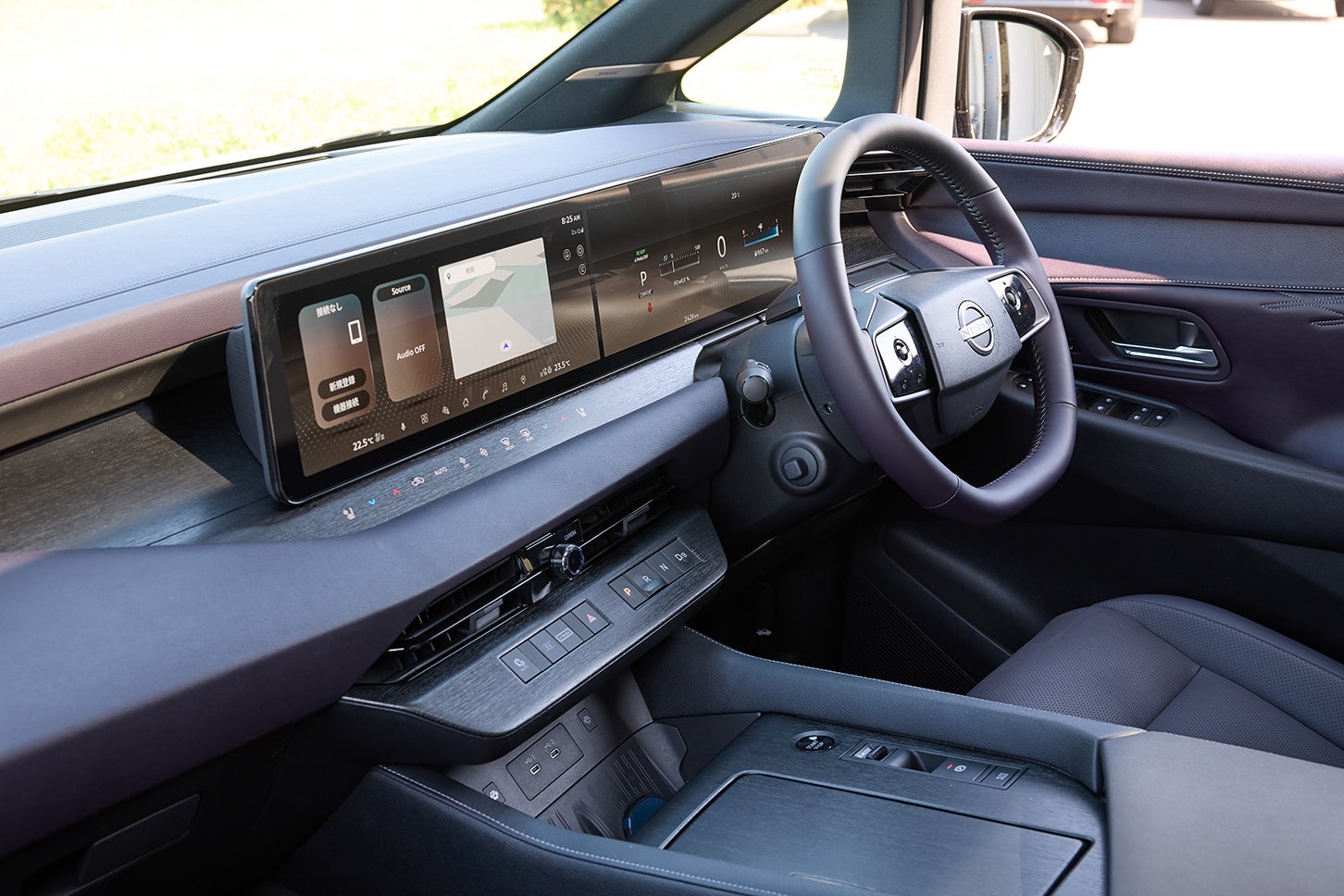 日産エルグランド｜Nissan Elgrand
