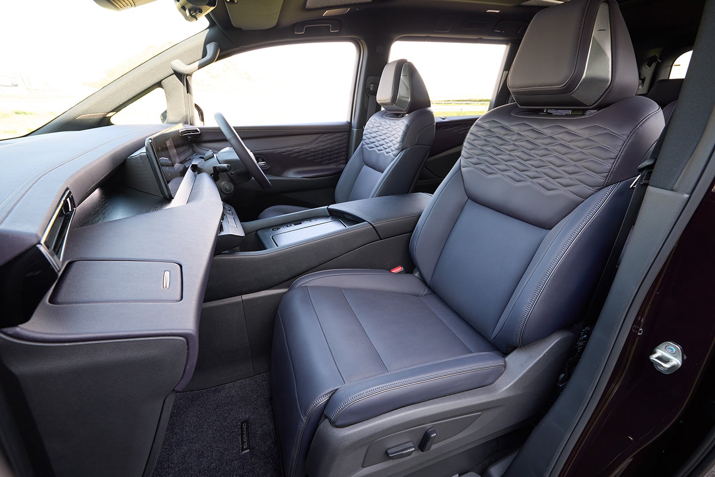 日産エルグランド｜Nissan Elgrand