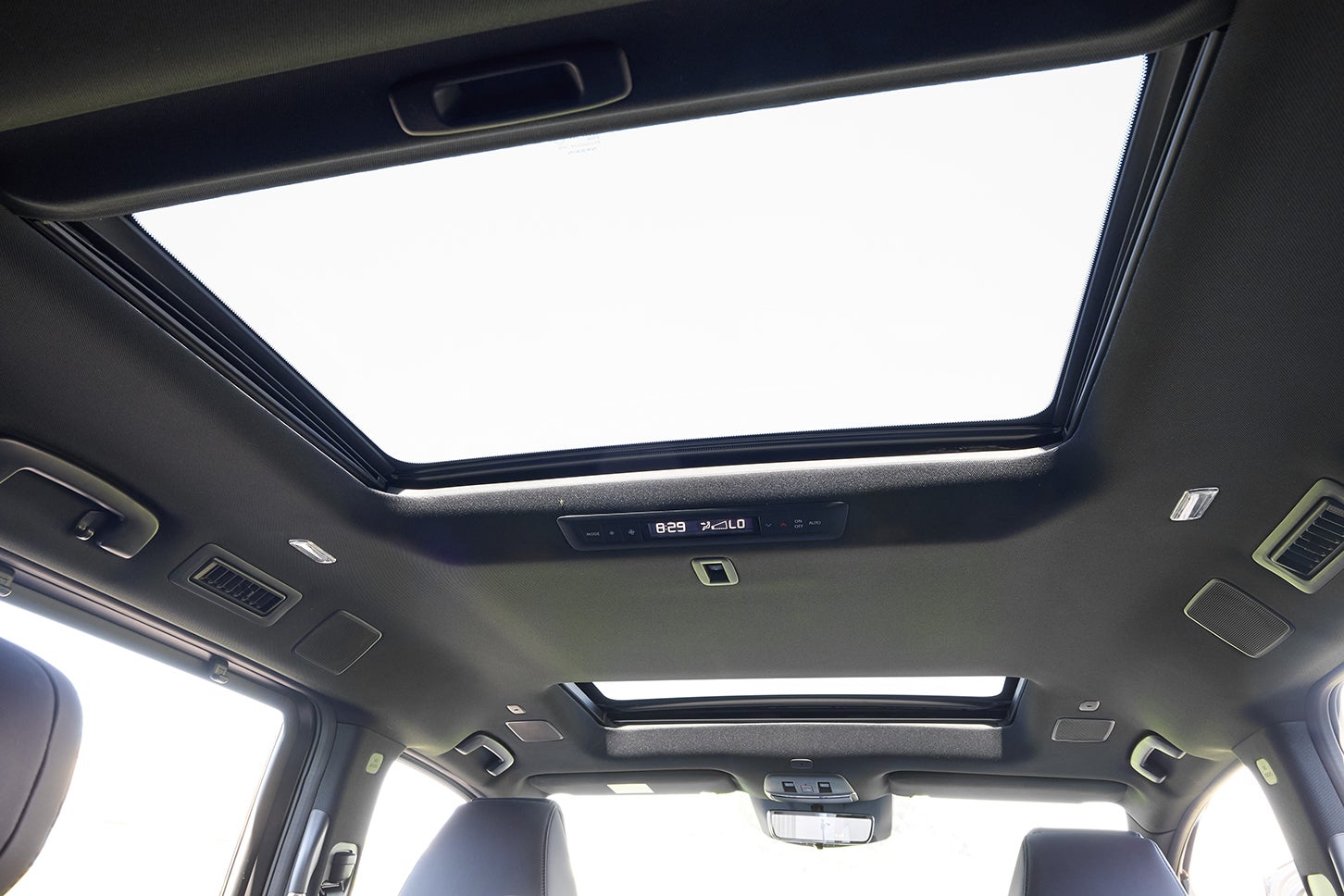日産エルグランド｜Nissan Elgrand
