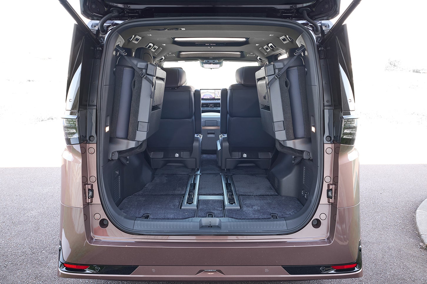 日産エルグランド｜Nissan Elgrand
