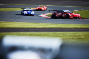 レース終盤に注目された日産同士の戦い。GR Supraの仕上がりが良いといわれる中で予選3番手に食い込み、決勝でも3位、表彰台の一角を獲得した日産のエースナンバーを背負う23号車、MOTUL Niterra Z。ストレートを通過する度に歓声が響いた。