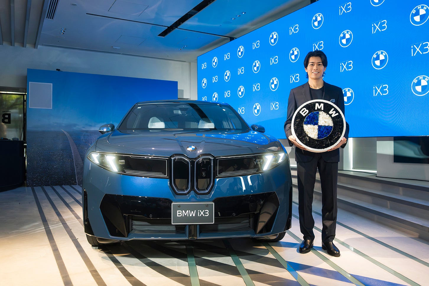 BMW iX3