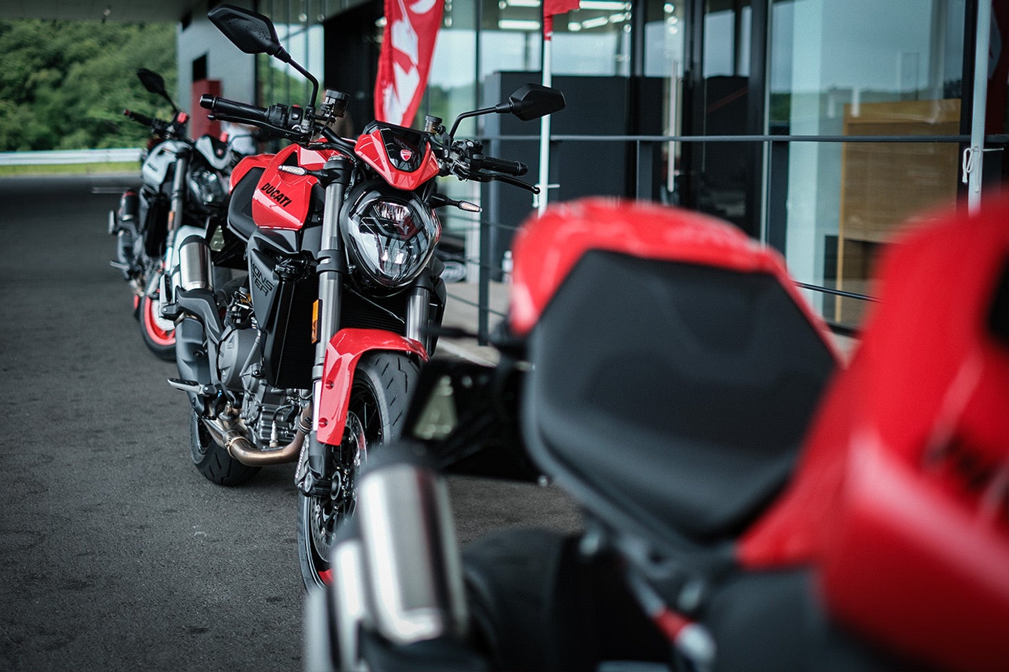 ドゥカティ モンスター+｜Ducati Monster +