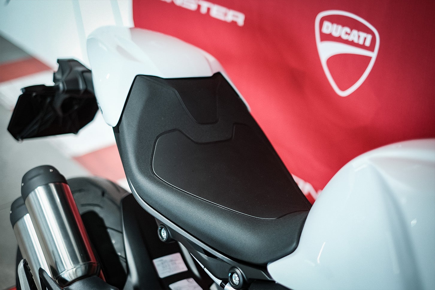 ドゥカティ モンスター+｜Ducati Monster +
