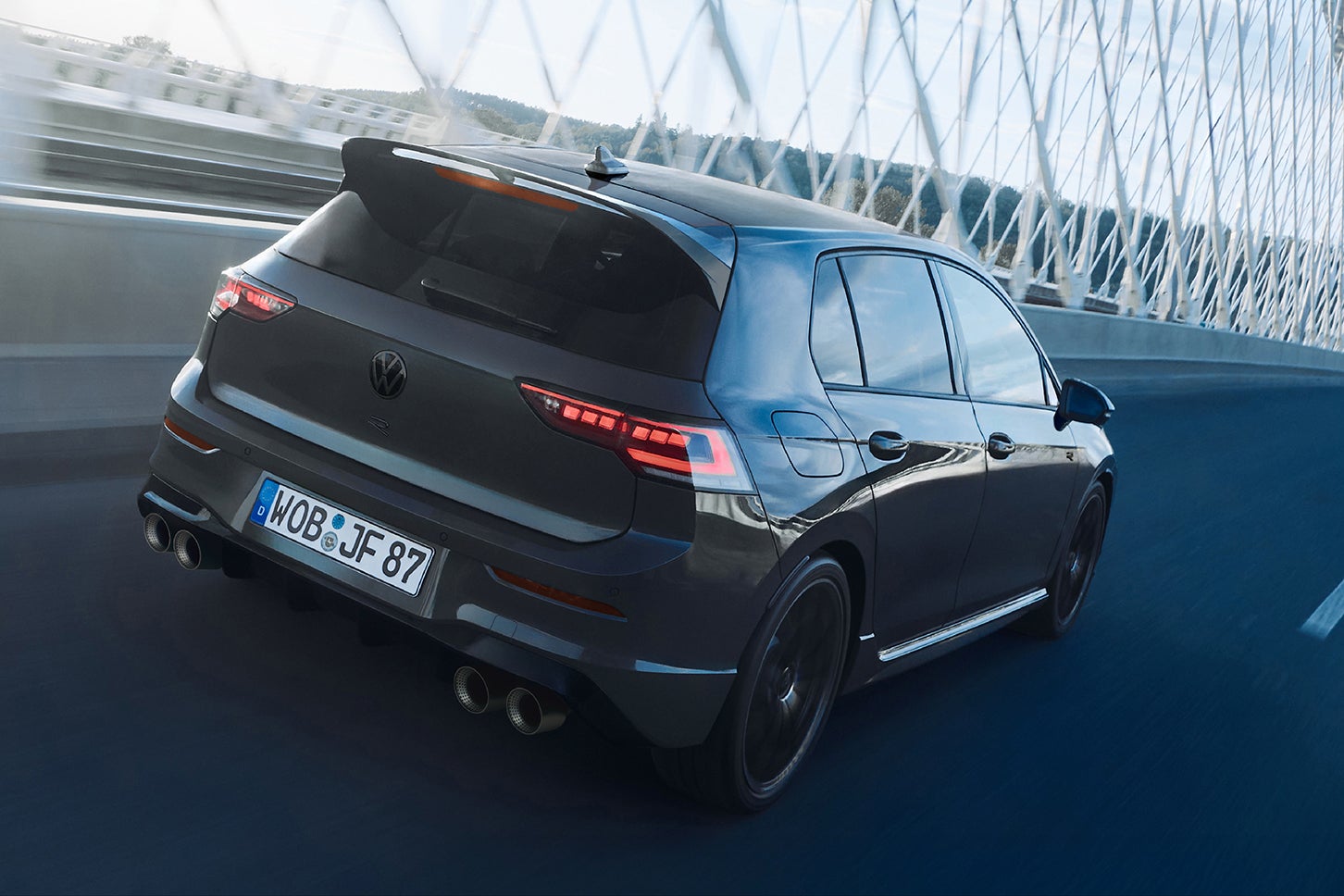 フォルクスワーゲン・ゴルフRブラックエディションⅡ｜Volkswagen Golf R Black Edition Ⅱ