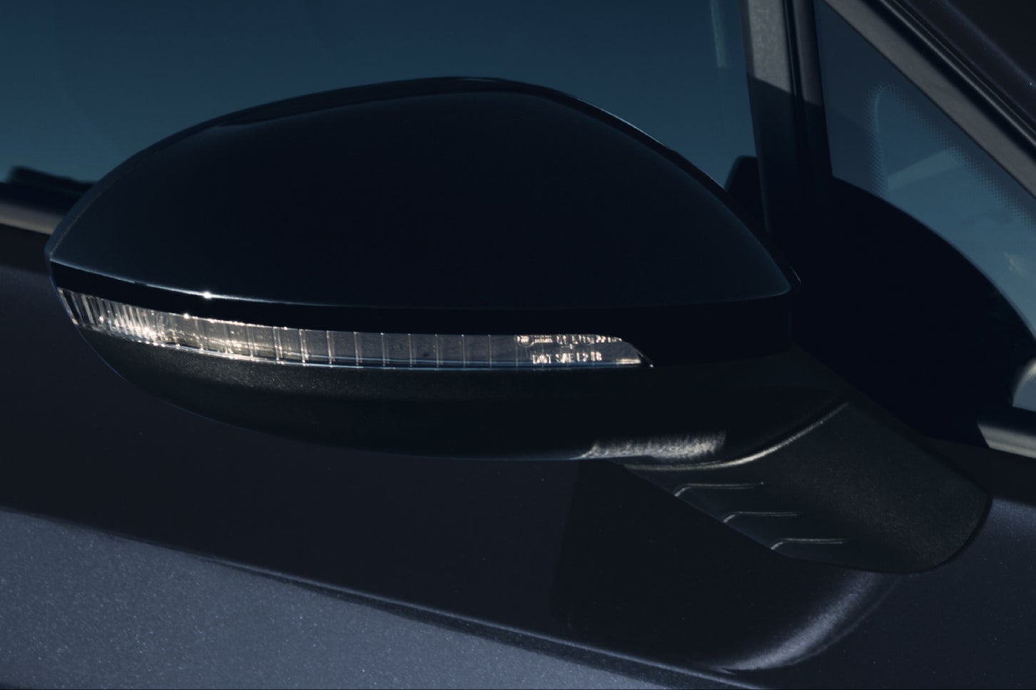 フォルクスワーゲン・ゴルフRブラックエディションⅡ｜Volkswagen Golf R Black Edition Ⅱ