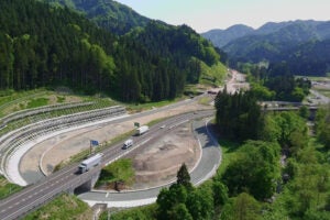 真室川雄勝道路「上院内IC」付近の工事状況（2026年7月23日撮影）