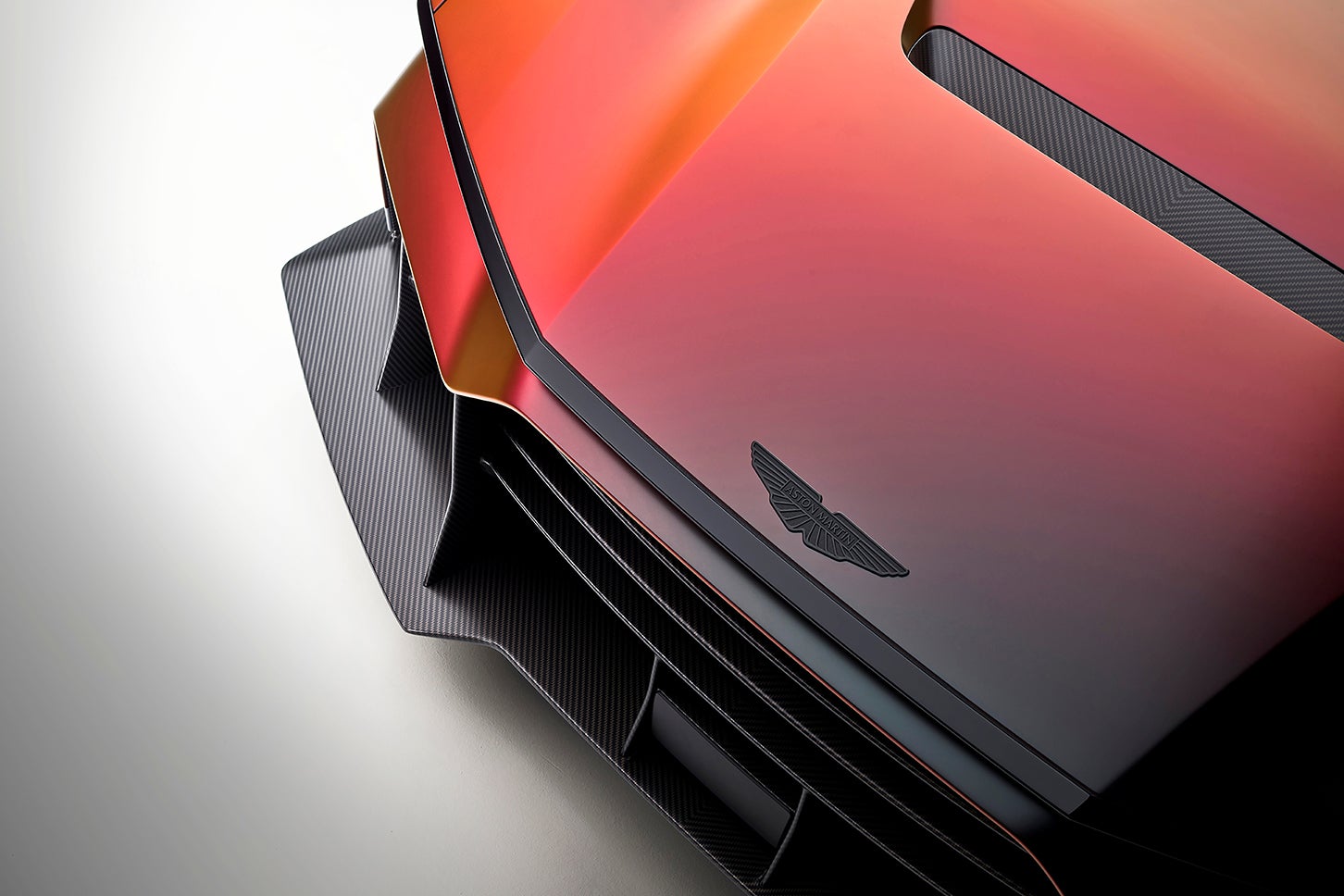 アストンマーティン・ヴァレン｜Aston Martin Valen
