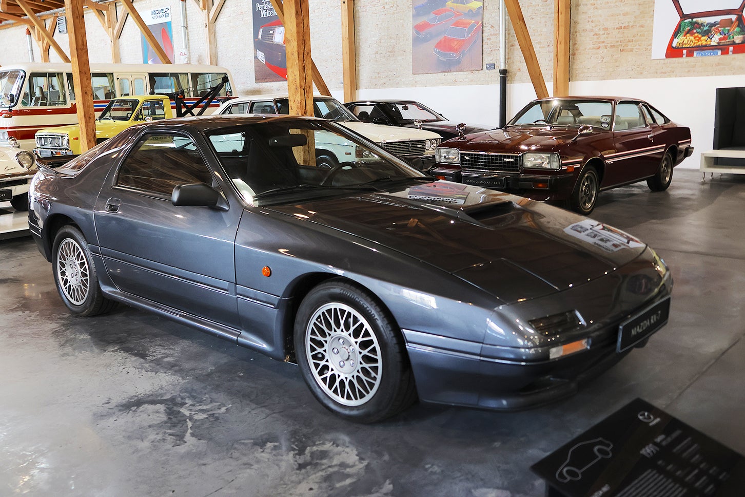 1991年の2代目RX-7。