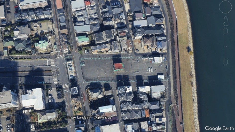 東京都側の「放射第16号線」は用地確保済み (c)Google Earth