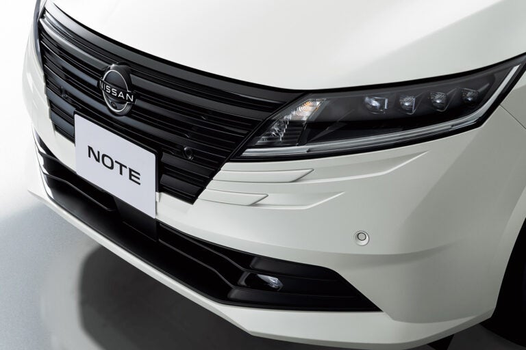 日産ノート ブラックエディション｜Nissan Note Black Edition