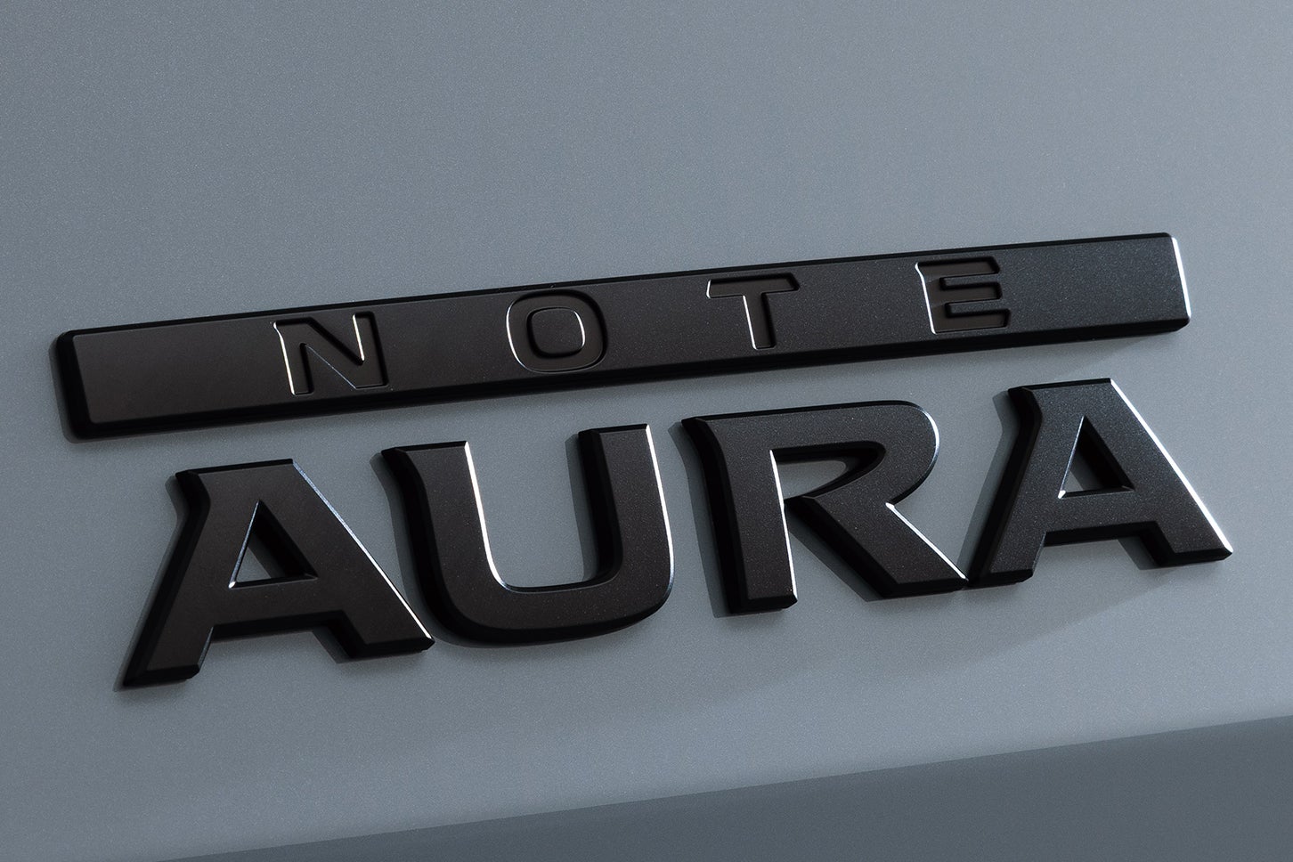 日産ノート オーラ ブラックエディション｜Nissan Note Aura Black Edition
