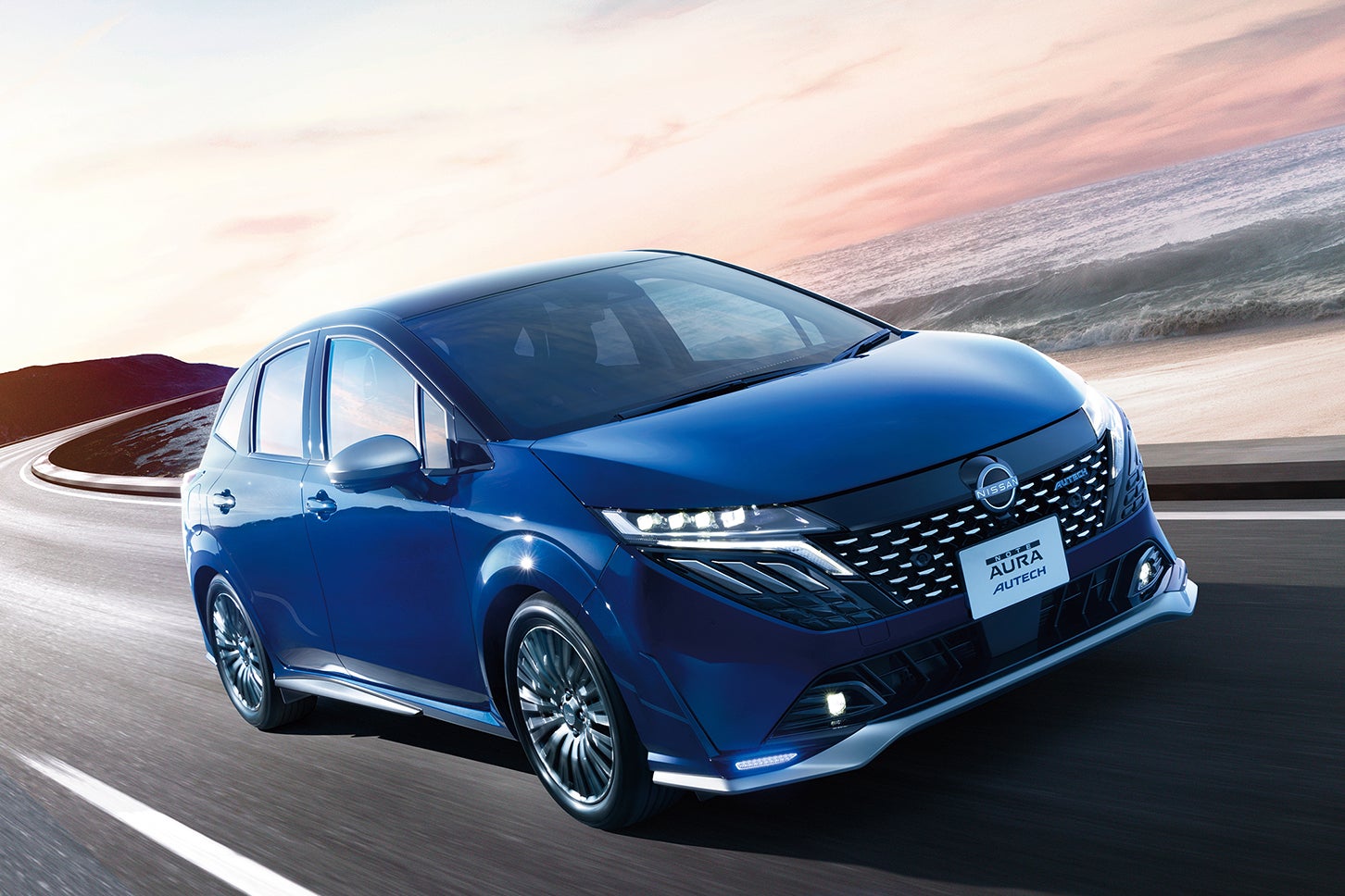 日産ノート オーラ オーテック｜Nissan Note Aura AUTECH