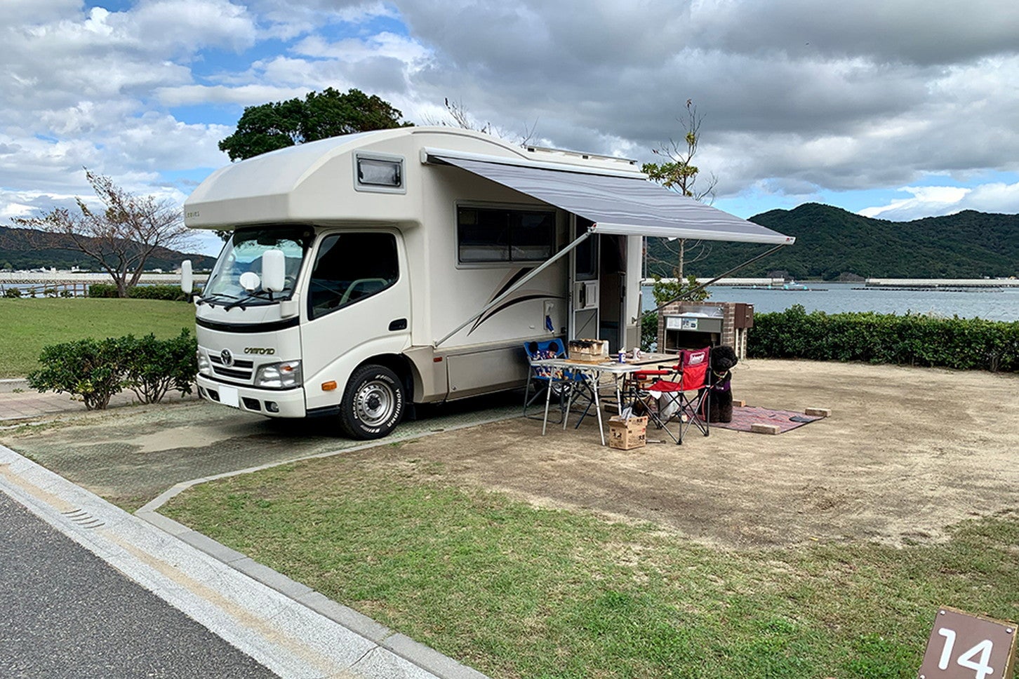 年間100泊ペース（！ ）で愛犬と車中泊を楽しむペット車中泊の達人・はじ丸さん