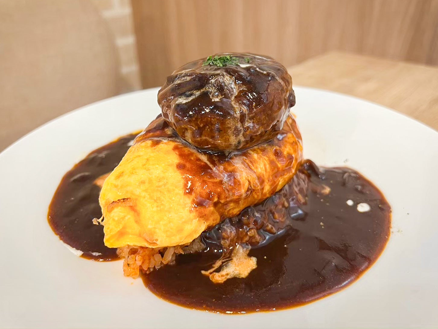 道の駅 常総｜レストランTAMAGOYAの「常陸牛ハンバーグ 贅沢オムバーグ」