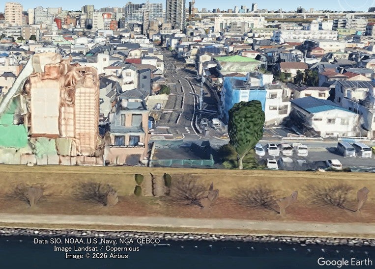 拡幅工事が進む平井工区（Google Earthより）