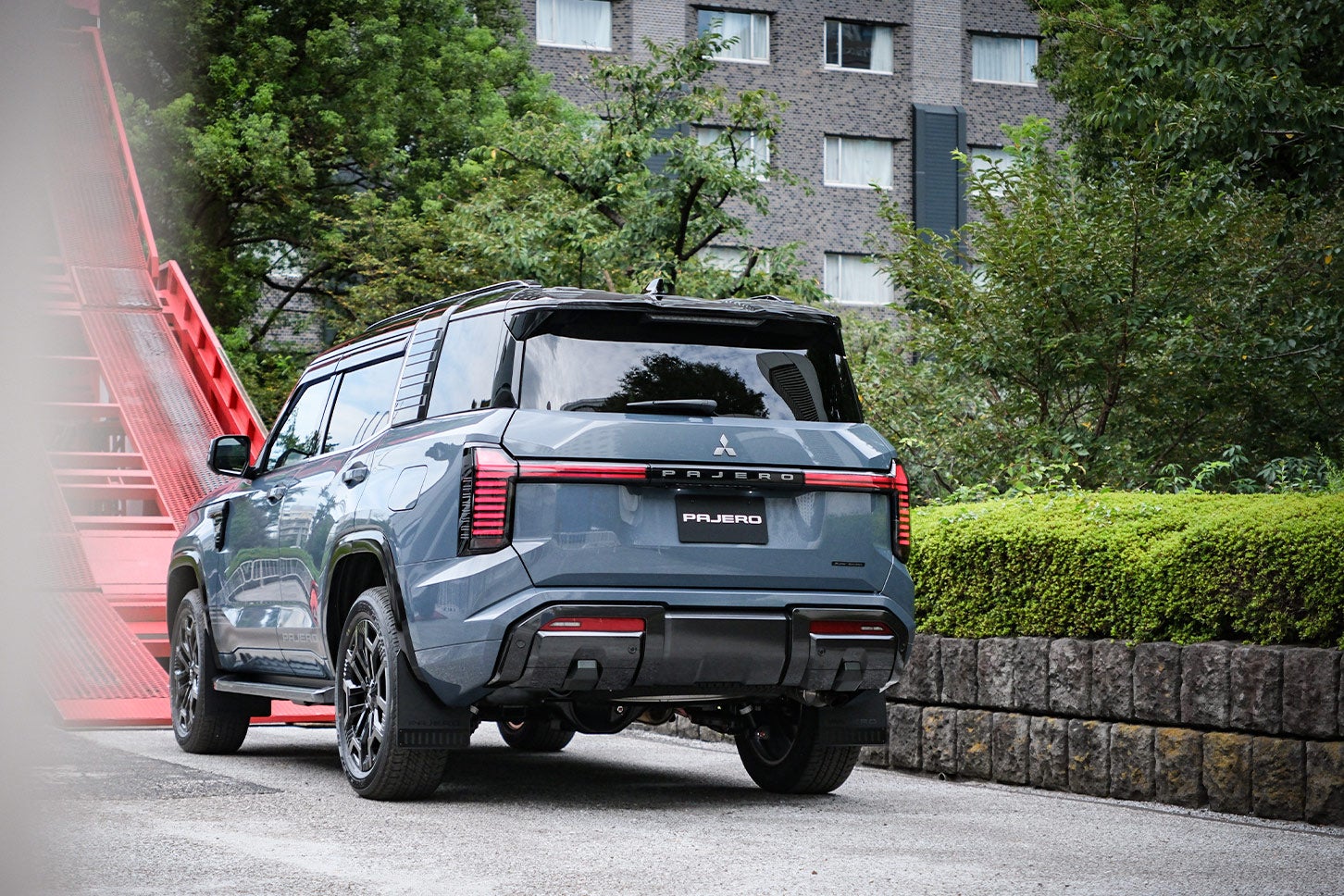 三菱パジェロ｜Mitsubishi Pajero