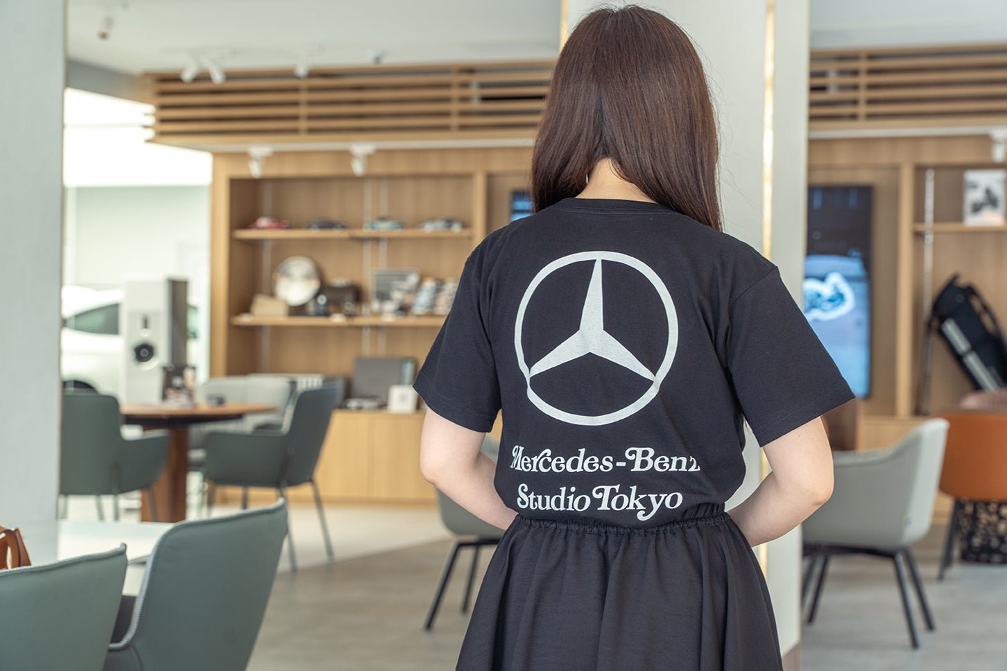 スタッフのユニフォームも見逃せない。アーティストのVERDYさんとコラボしたアイテムで、細部までしっかりと世界観がつくられている。9月12日から数量限定で販売されるらしい！