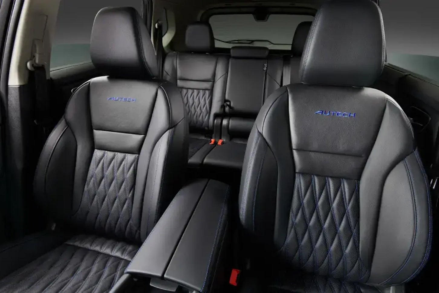 日産エクストレイル オーテック｜Nissan X-trail AUTECH