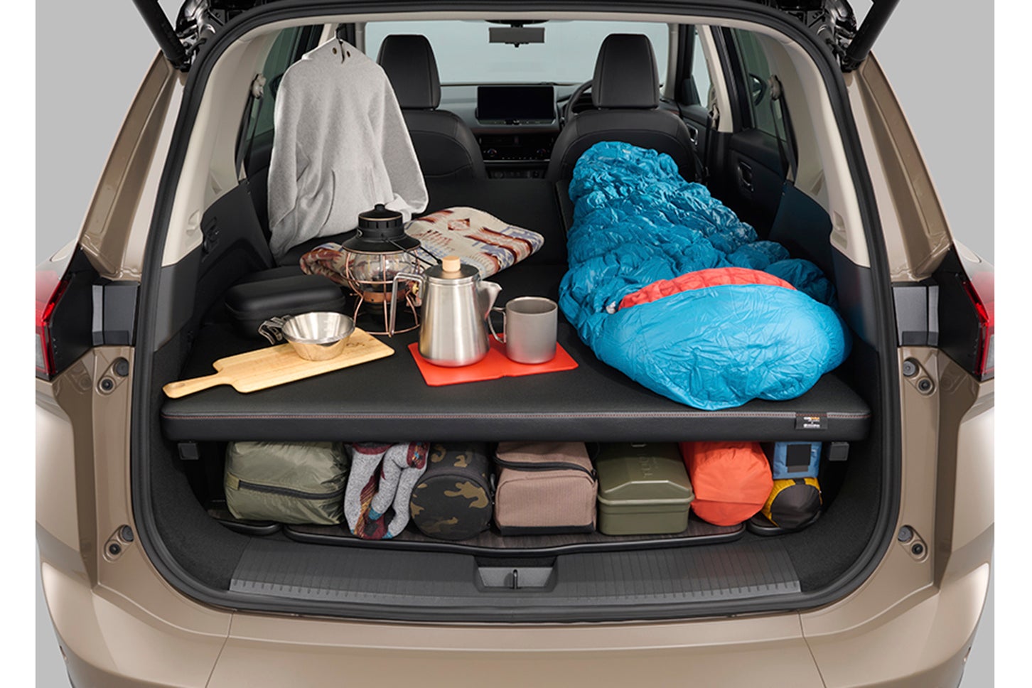 日産エクストレイル ロック クリーク マルチベッド｜Nissan X-trail Rock Creek Multibed
