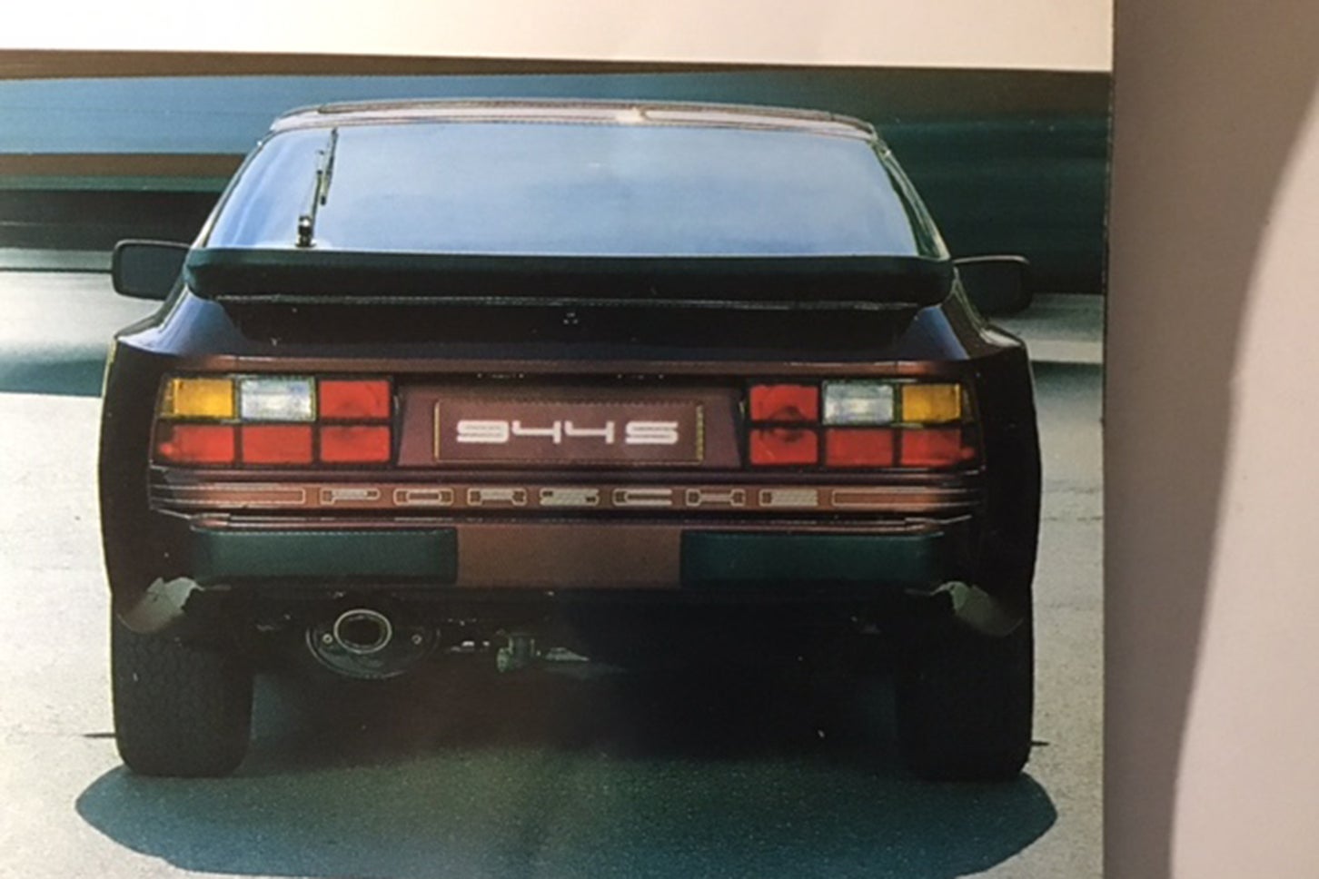 ポルシェ944S｜当時のカタログより