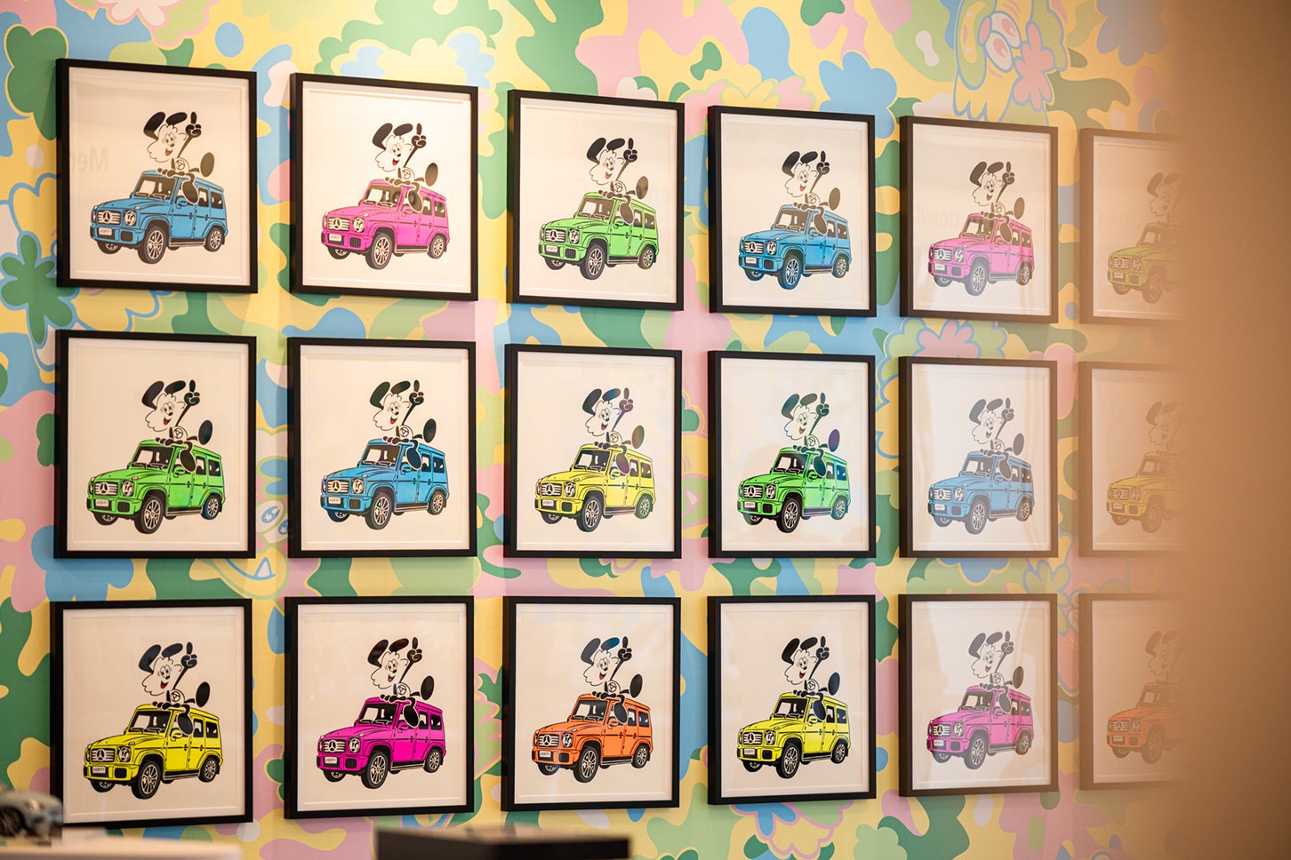 会場には、VERDY氏が手がけたアート作品も展示。クルマだけでなく、さまざまな形で彼の世界観を楽しめる。