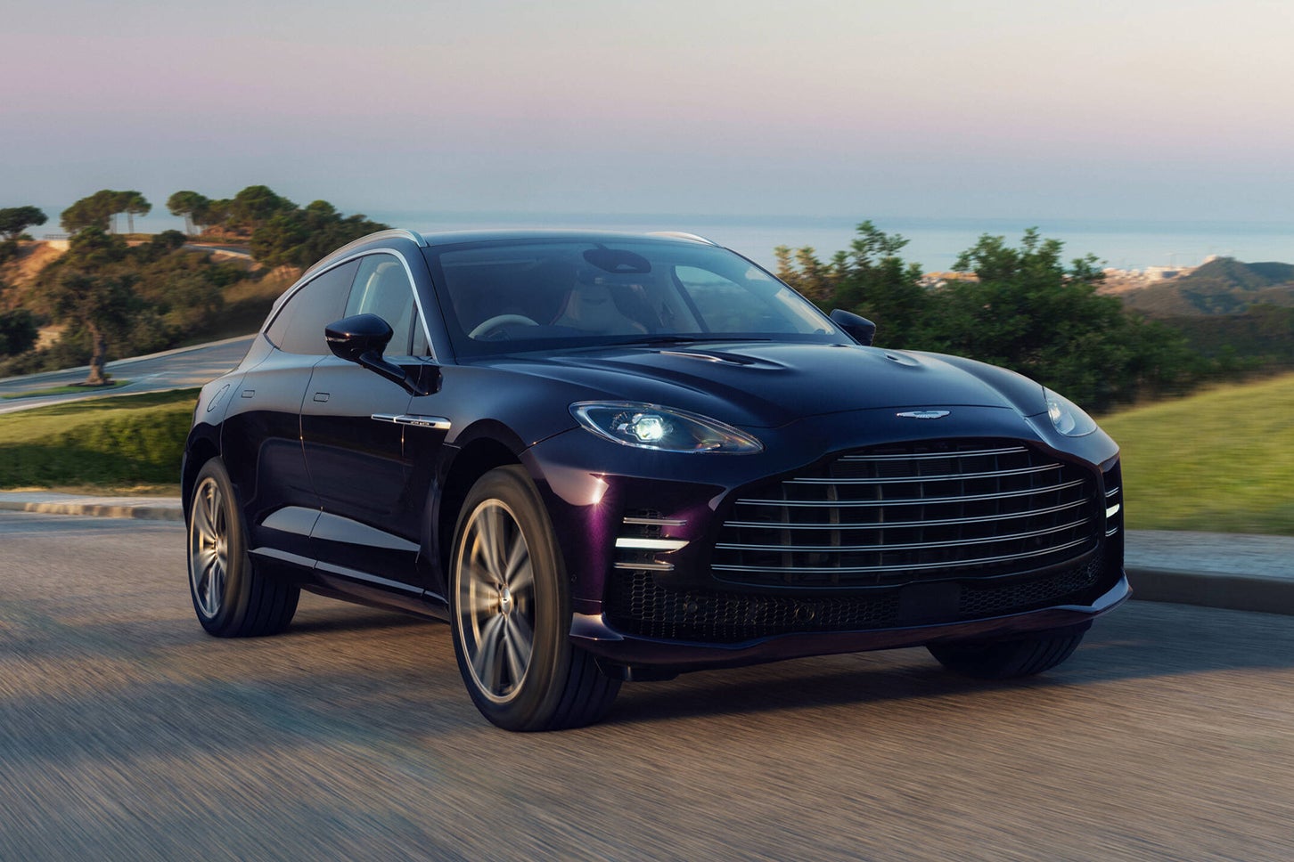 アストンマーティンDBX GT｜Aston Martin DBX GT