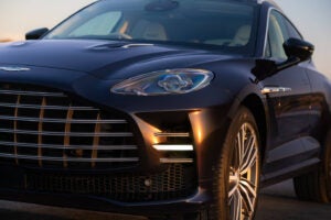 アストンマーティンDBX GT｜Aston Martin DBX GT