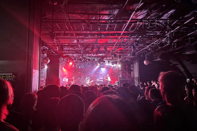 音楽と向き合い、自らの表現を届ける古舘佑太郎。2026年9月20日、渋谷CLUB QUATTROで開催された古舘佑太郎のアルバムリリース記念ツーマンコンサート「命題」にて。
