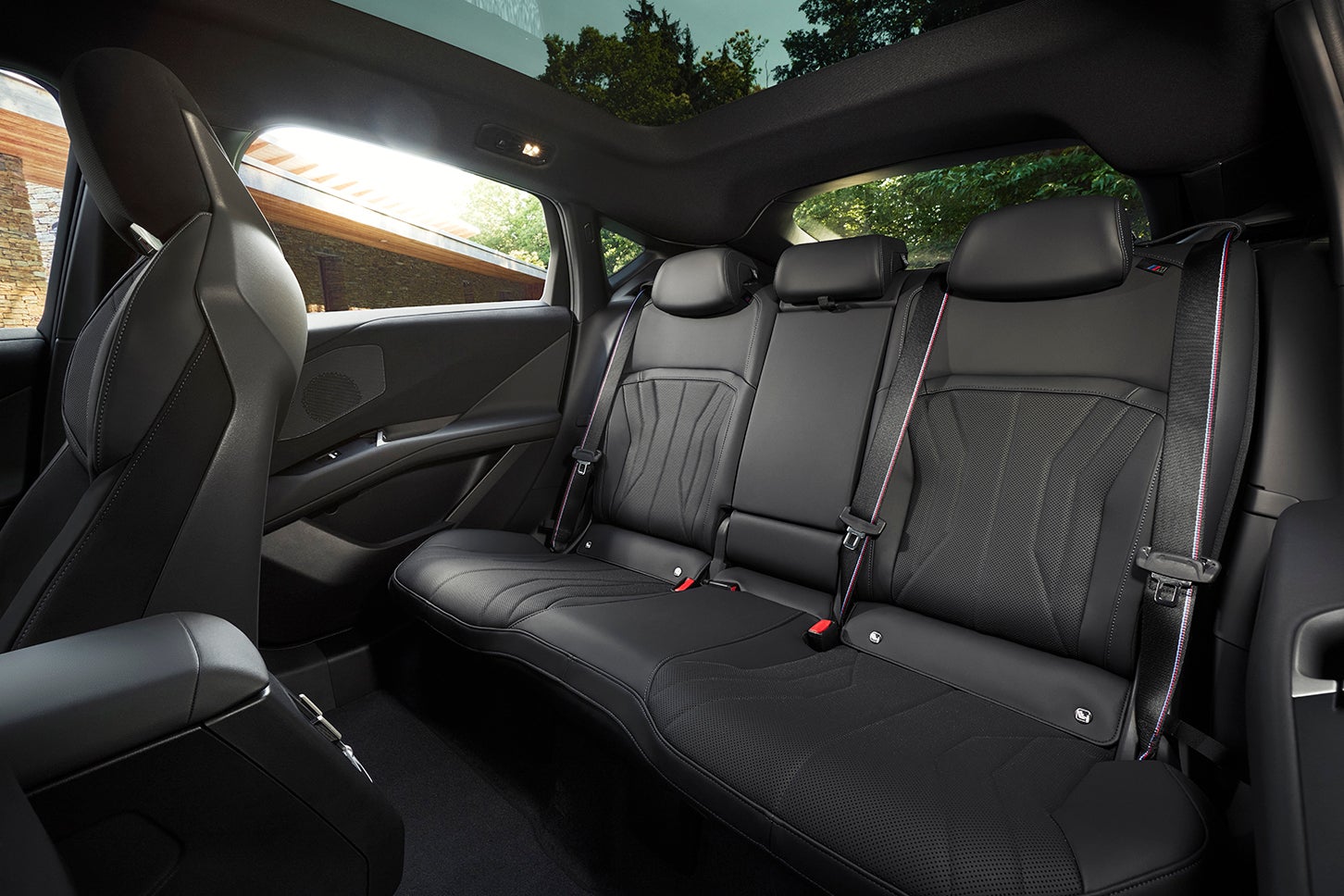 BMW iX4 M60 xDrive