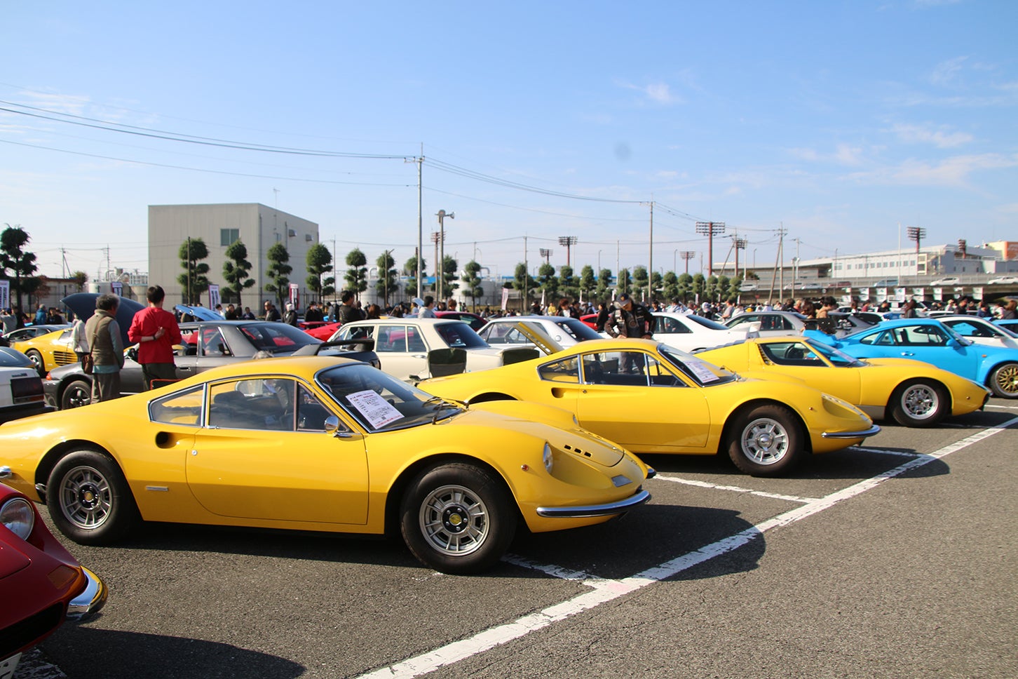 伊勢崎オートモービルフェスタに行ってみた！ 旧車もスーパーカーも消防車も集まる、自由すぎるクルマの祭典——ハッサンの週末カーミーティング通信 #3