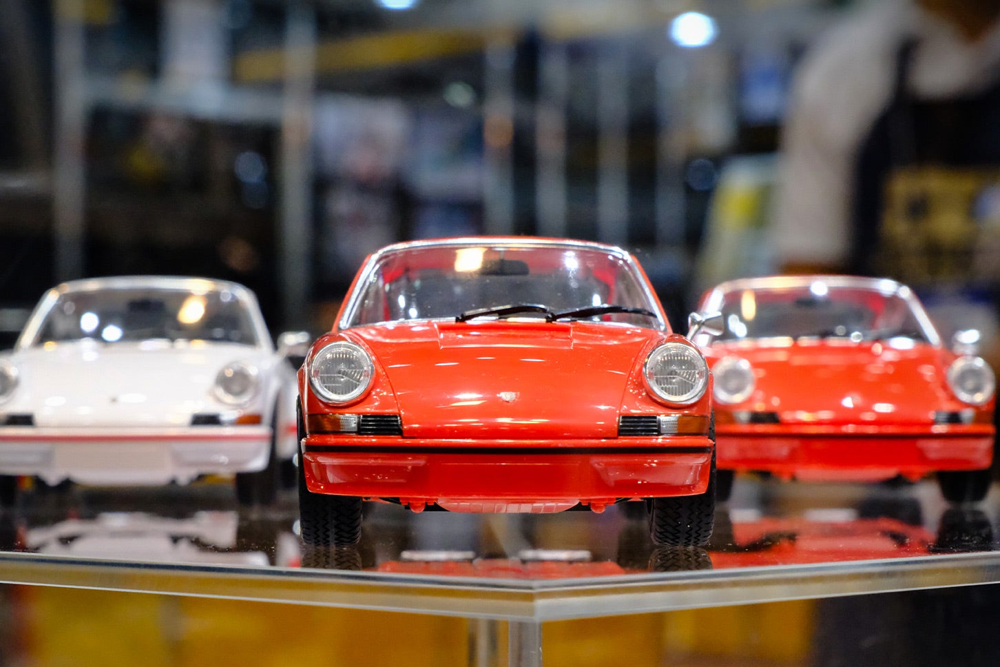 タミヤ・クリックロック1/24カーモデルシリーズ「ポルシェ 911 カレラ RS 2.7」