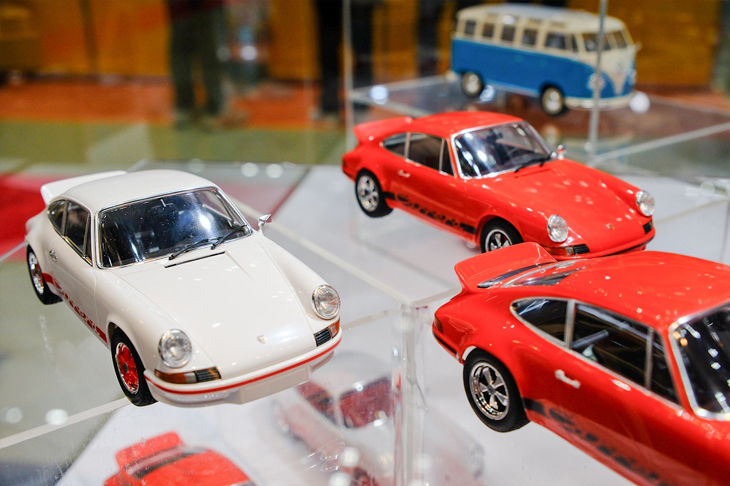 タミヤ・クリックロック1/24カーモデルシリーズ「ポルシェ 911 カレラ RS 2.7」