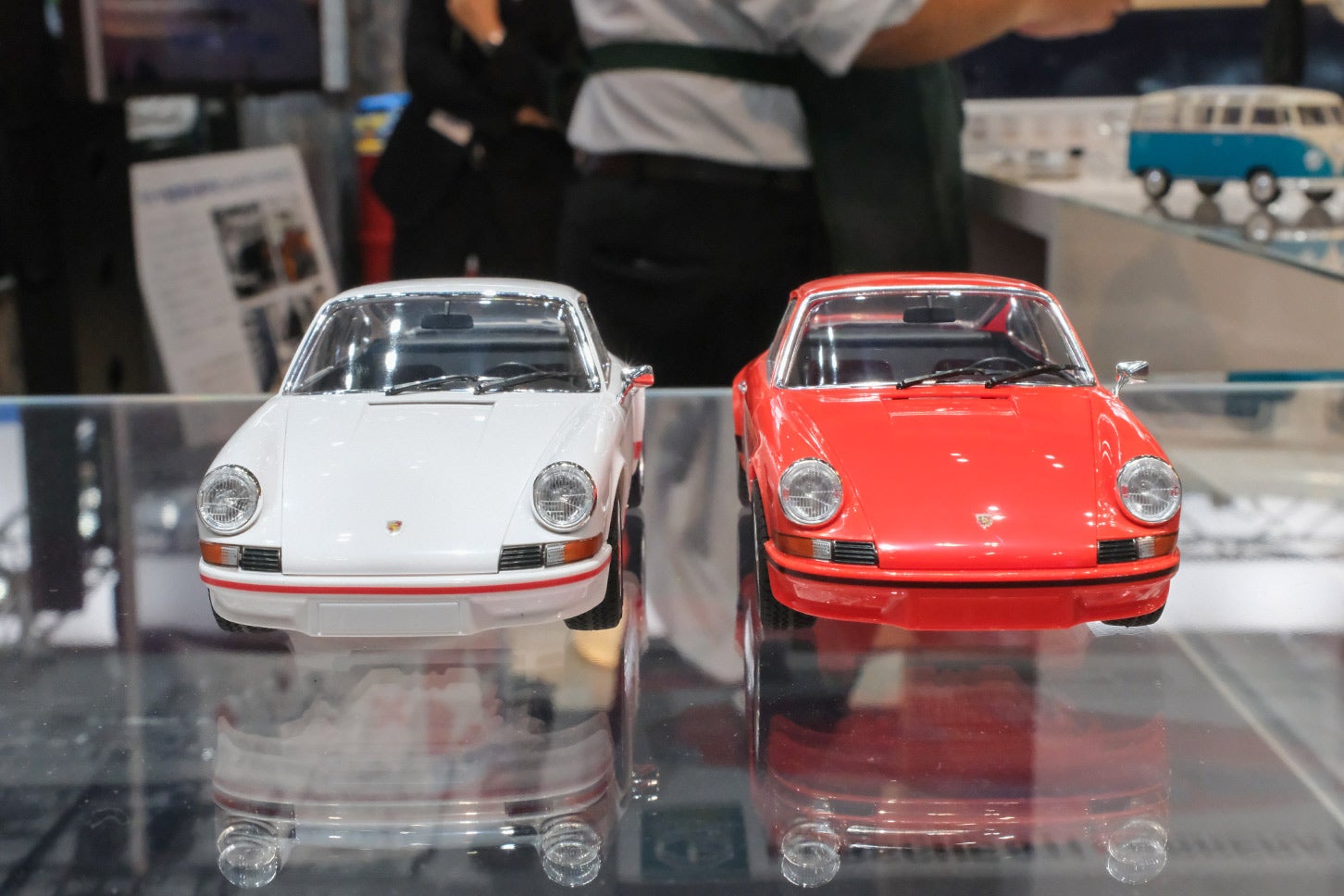 タミヤ・クリックロック1/24カーモデルシリーズ「ポルシェ 911 カレラ RS 2.7」