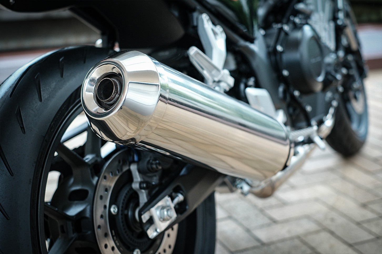 ホンダ CB400スーパーフォア E-クラッチ｜Honda CB400 SUPER FOUR E-Clutch
