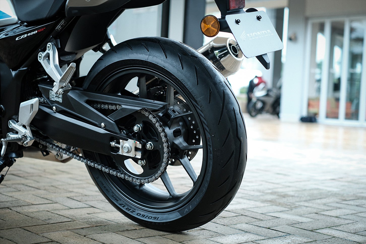 ホンダ CB400スーパーフォア E-クラッチ｜Honda CB400 SUPER FOUR E-Clutch
