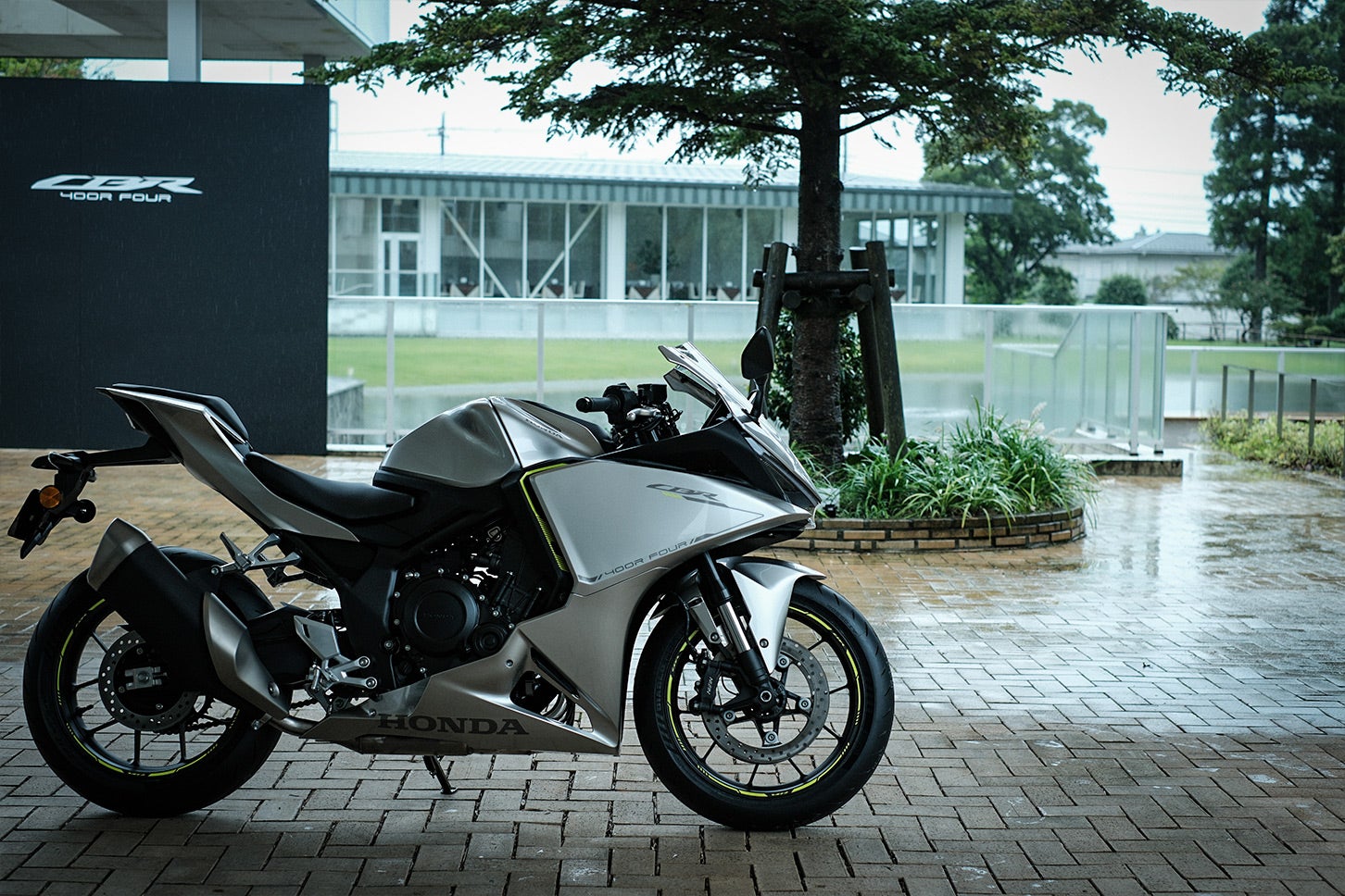 ホンダ CBR400Rフォア E-クラッチ｜Honda CBR400 R FOUR E-Clutch