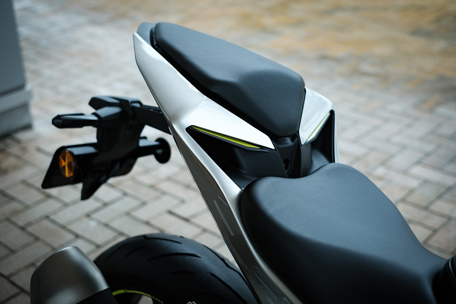 ホンダ CBR400Rフォア E-クラッチ｜Honda CBR400 R FOUR E-Clutch