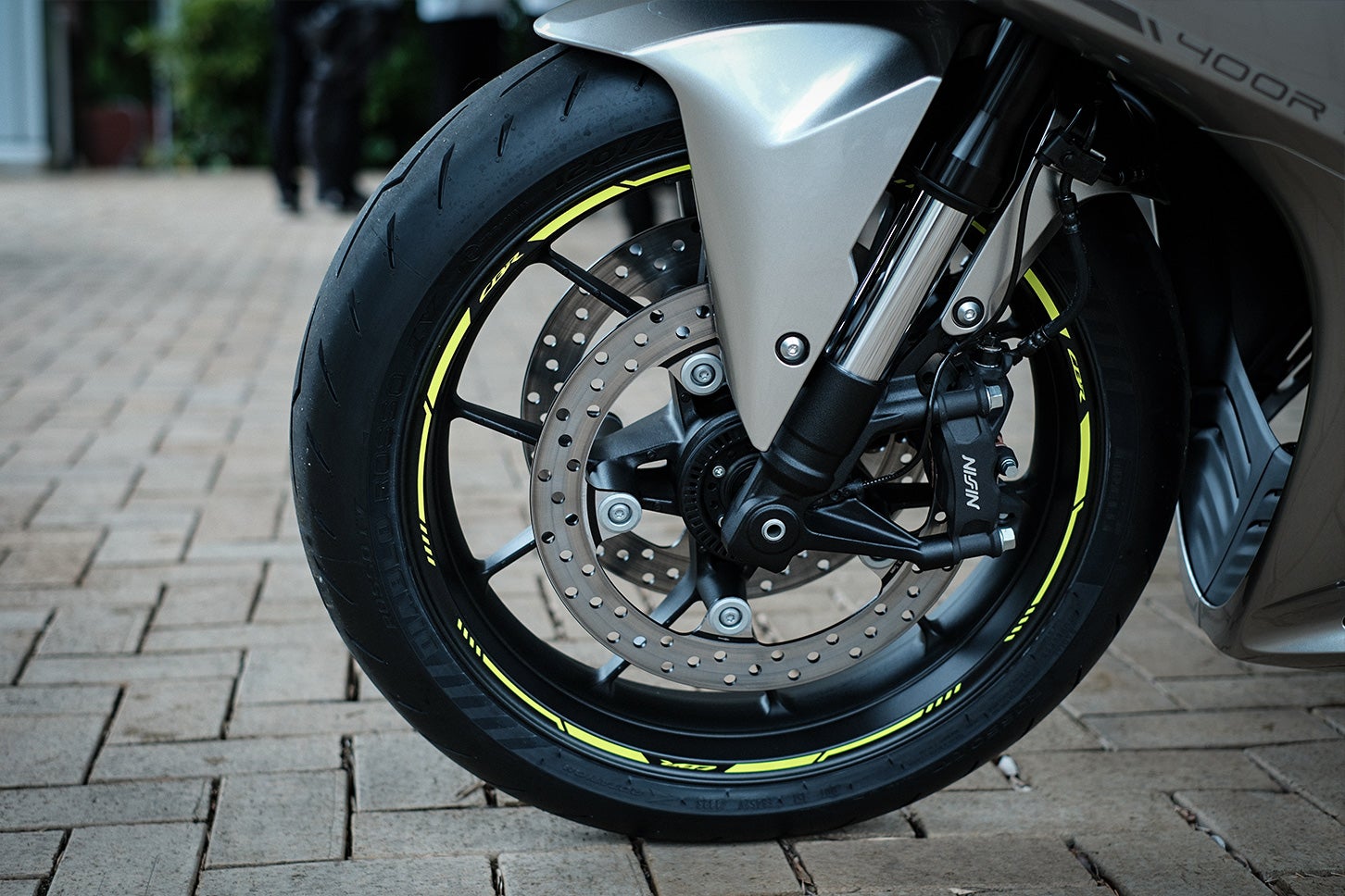 ホンダ CBR400Rフォア E-クラッチ｜Honda CBR400 R FOUR E-Clutch