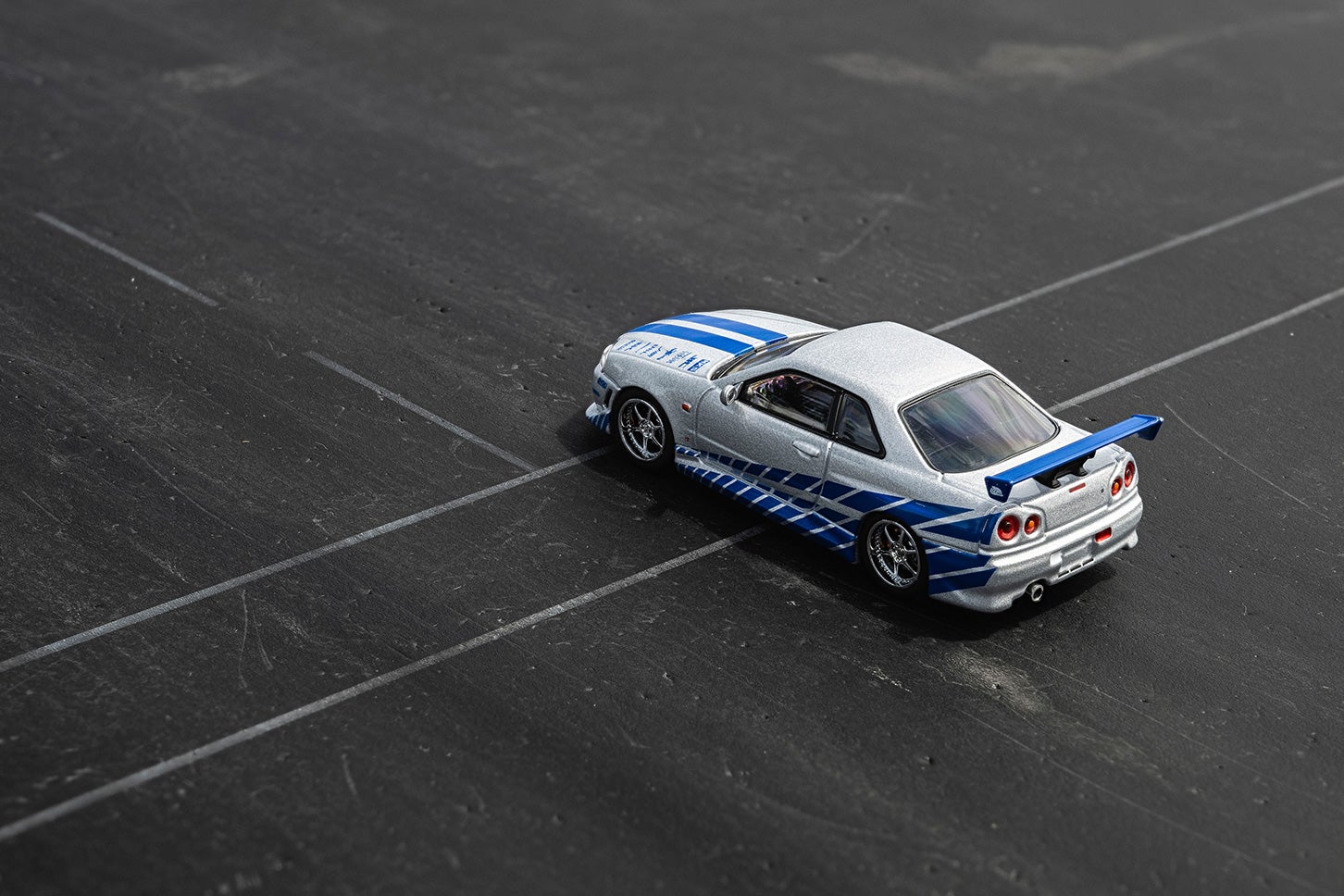 KYOSHO MINI CAR & BOOK 第26弾「NISSAN SKYLINE GT-R R34 Fast & Furious」付属のミニカー