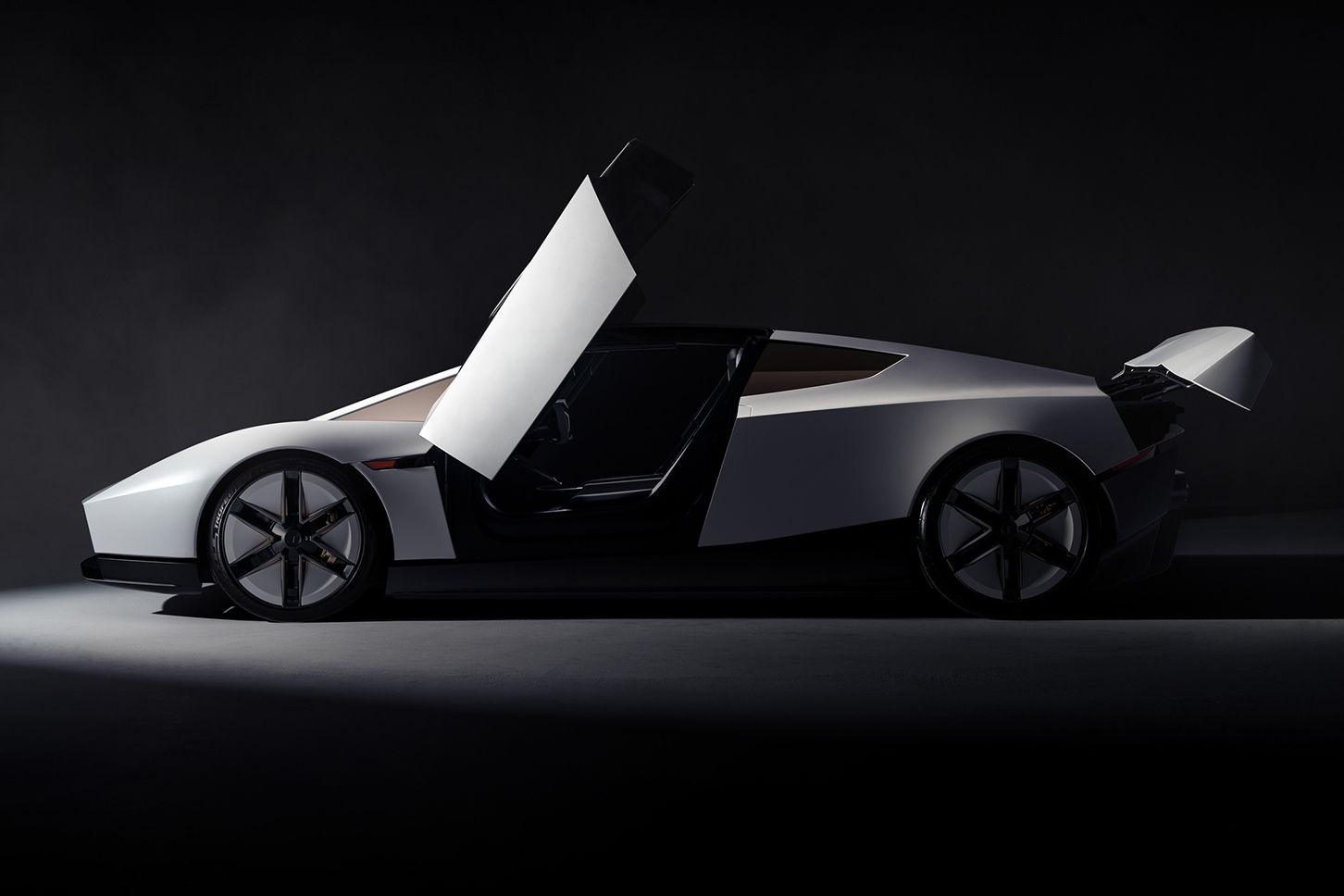 テスラ ロードスター｜Tesla roadster