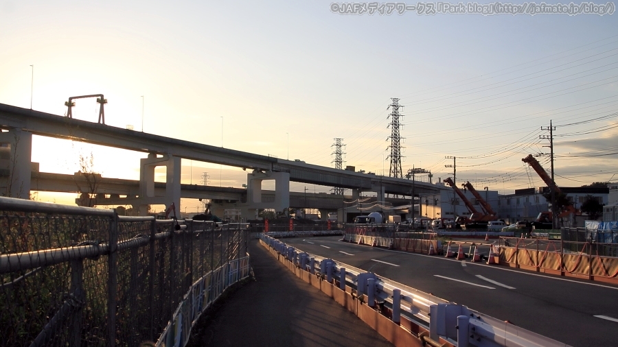 画像13。横浜港北IC・JCT周辺の川向地区で撮影。
