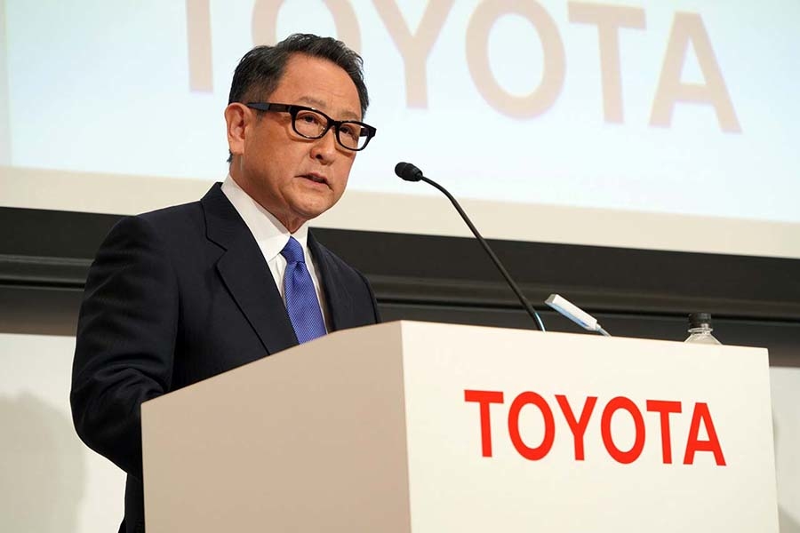 トヨタの豊田社長は「社会システムに組み込まれたクルマを最も上手に活用できるパートナーがNTT」と述べた