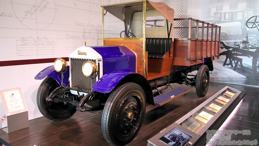 いすゞの前身である東京石川島造船所（現・IHI）の自動車部が1924年にノックダウン生産した英ウーズレー社製「CP型トラック」。